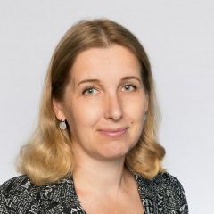 Устинова Светлана