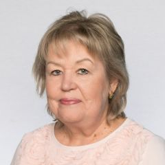 Захарова Нина